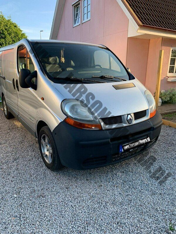 Szary Używany 2005 Renault Trafic Van | 15 150 zł (Super Cena) - Obraz 1/4