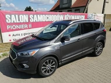 Inny kolor Używany 2017 Ford Kuga Vignale SUV | 85 900 zł - Obraz 1/4