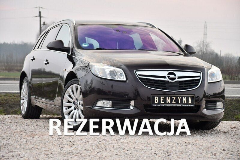 Brązowy (metalik, perła) Używany 2013 Opel Insignia Kombi | 35 999 zł (Dość drogi) - Obraz 1/4