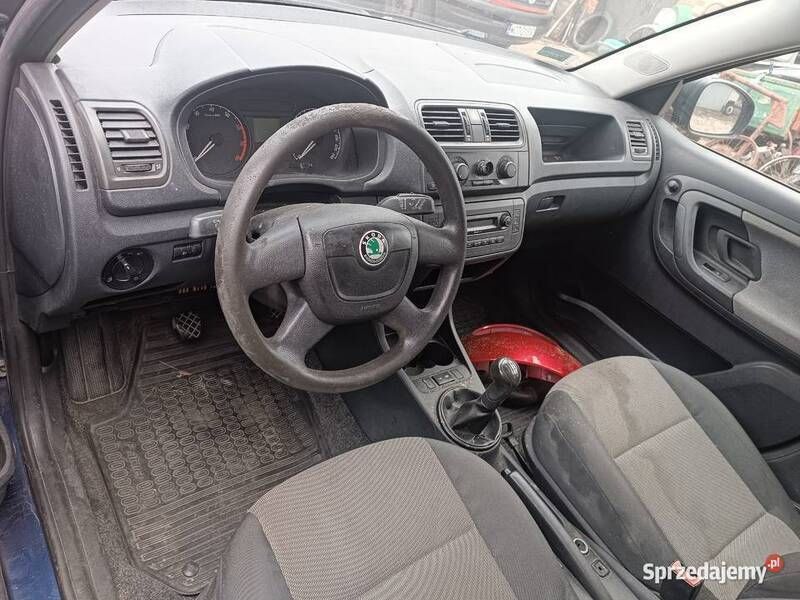 Używany Skoda Fabia 2009 Niebieski Hatchback