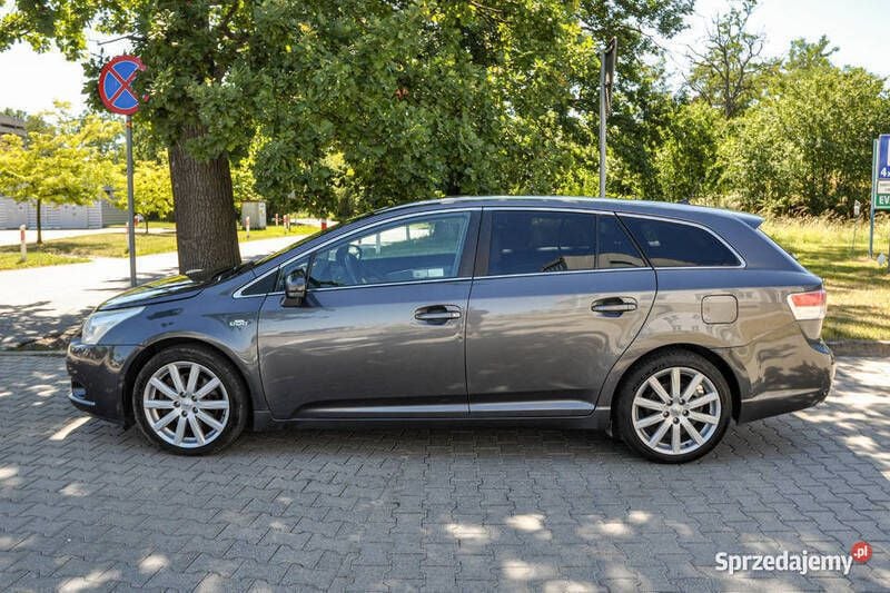 Używany 2011 Toyota Avensis | 19 500 zł (Uczciwa cena) - Obraz 1/4