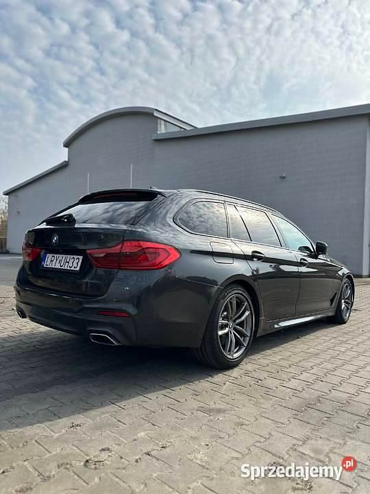 Używany BMW 520 190 KM (139 kW) 2019 Grafitowy Kombi