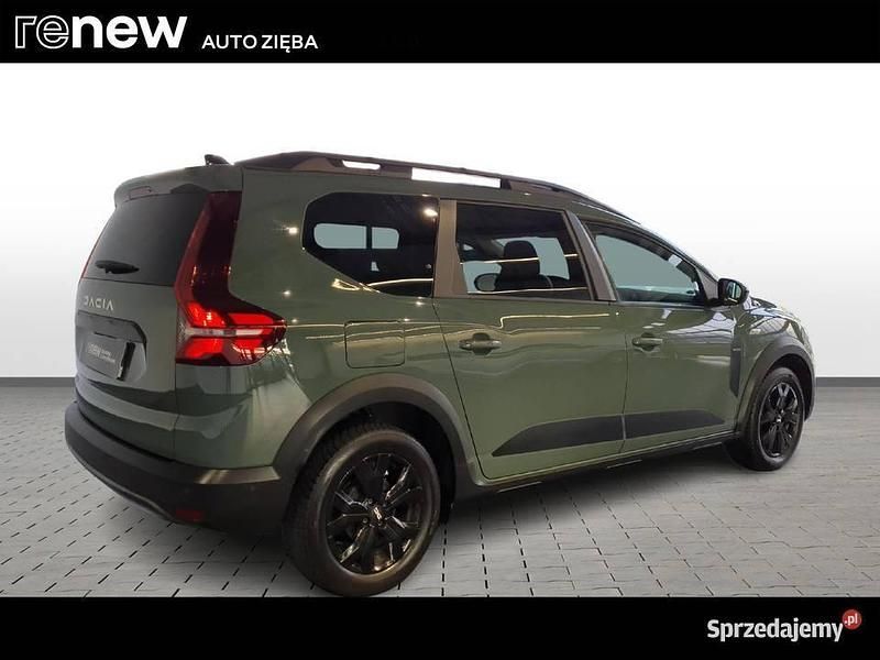 Używany Dacia Jogger Extreme 2023 Zielony Minivan