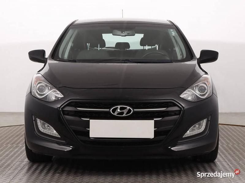 Czarny Używany 2015 Hyundai i30 Hatchback | 33 999 zł (Uczciwa cena) - Obraz 1/4