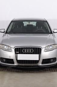 Używany Audi A4 170 KM (125 kW) 2007 Srebrny Sedan/Limuzyna