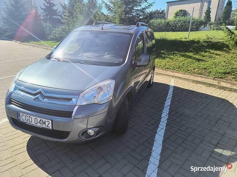 Grafitowy Używany 2010 Citroën Berlingo Minivan | 20 000 zł (Uczciwa cena) - Obraz 1/4