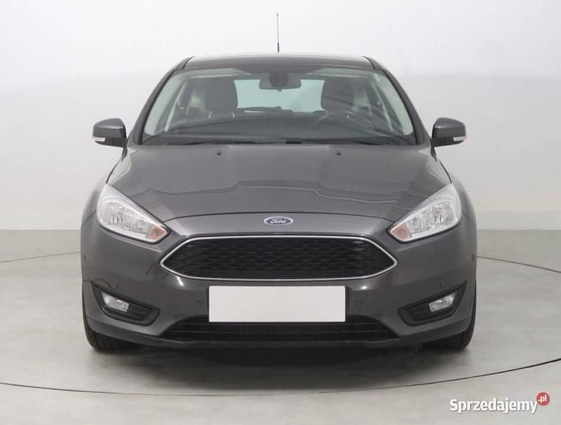 Szary Używany 2017 Ford Focus Hatchback | 33 999 zł (Dobra cena) - Obraz 1/4