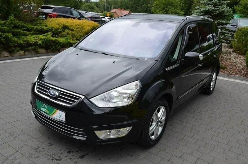 Czarny (metalik) Używany 2012 Ford Galaxy Minivan | 28 900 zł (Dobra cena) - Obraz 1/4