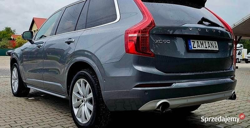 Szary Używany 2015 Volvo XC90 Momentum SUV | 90 000 zł (Uczciwa cena) - Obraz 1/4