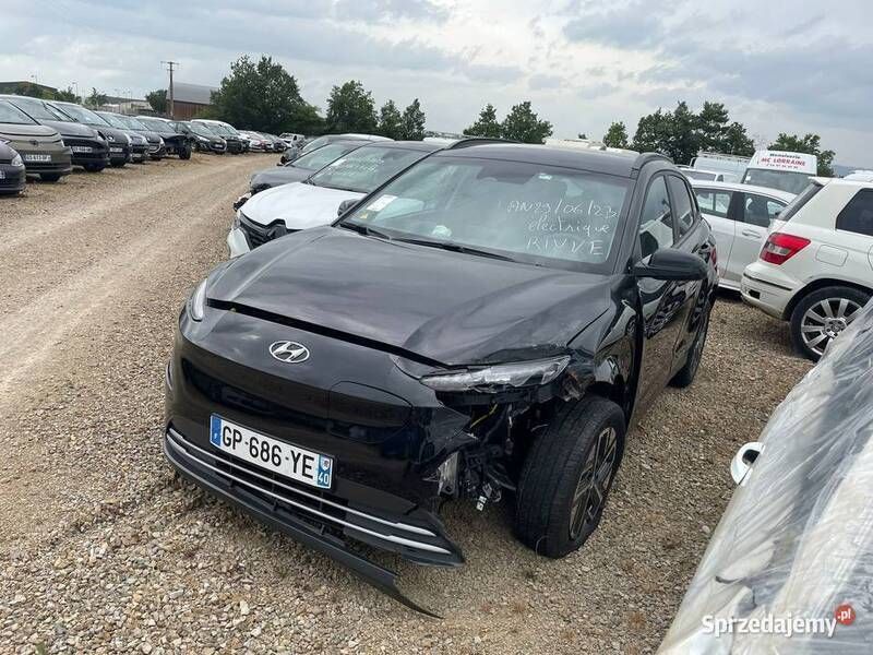 Czarny Używany 2023 Hyundai Kona SUV | 52 500 zł - Obraz 1/4