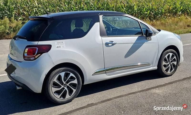 Biały Używany 2015 Citroën DS3 Coupe | 18 999 zł - Obraz 1/4