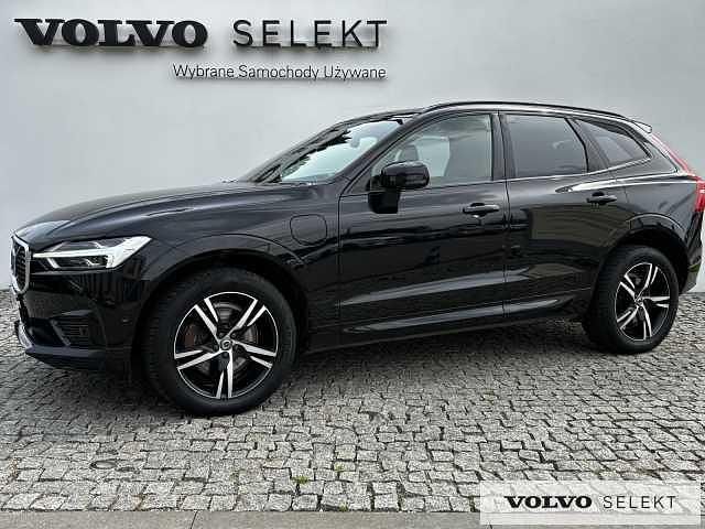 Czarny Używany 2020 Volvo XC60 SUV | 154 900 zł - Obraz 1/3