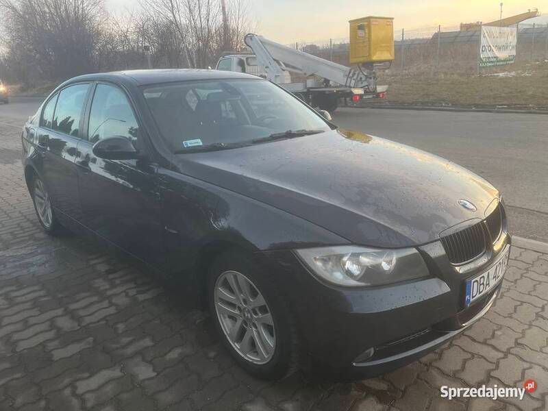 Używany 2007 BMW 320 | 8800 zł - Obraz 1/4
