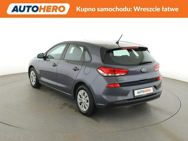 Używany Hyundai i30 100 KM (73 kW) 2017 Szary Hatchback