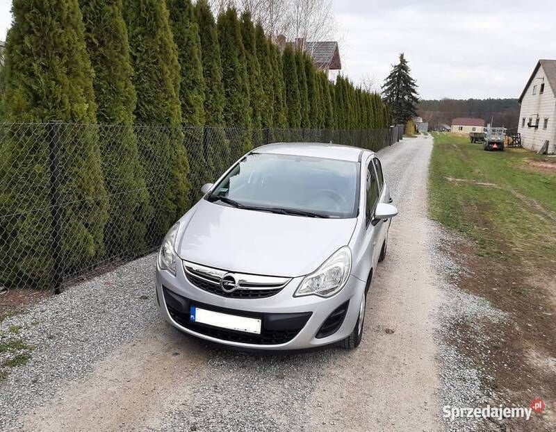 Srebrny Używany 2012 Opel Corsa Hatchback | 13 500 zł (Dobra cena) - Obraz 1/4