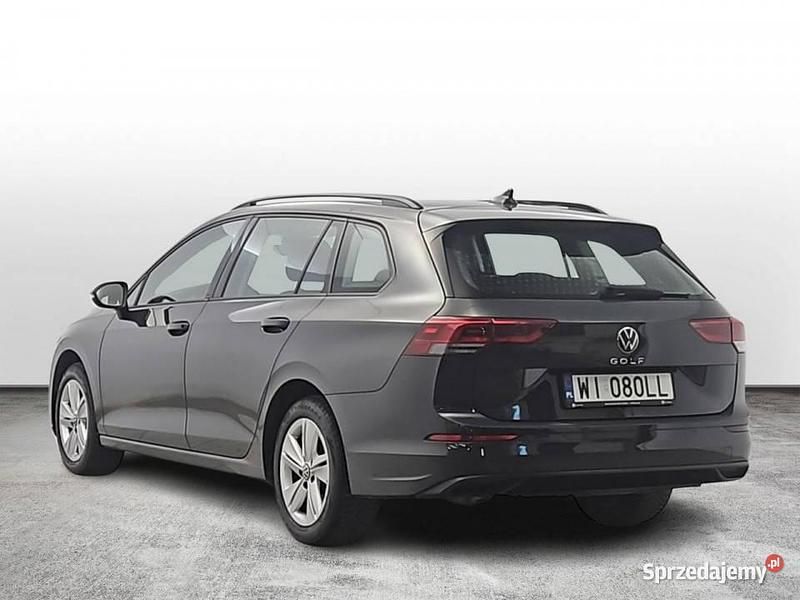 Używany VW Golf VIII Life 115 KM (84 kW) 2021 Szary Kombi