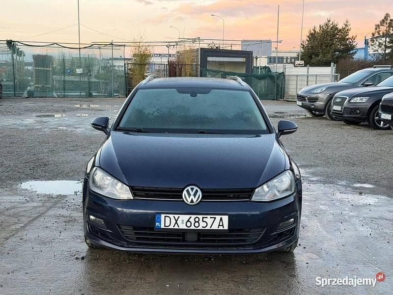 Używany VW Golf VII 2014 Granatowy Kombi