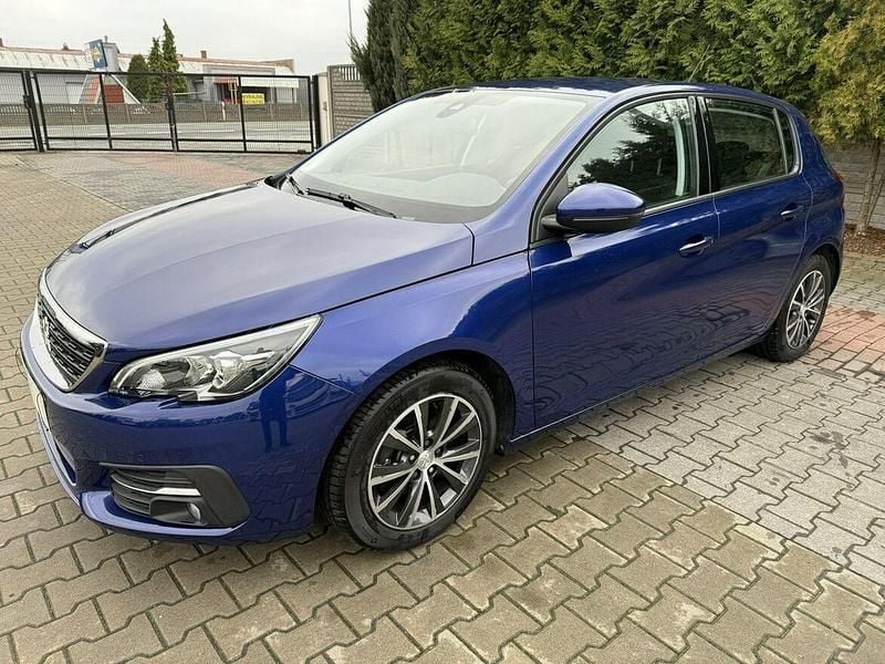 Niebieski (metalik) Używany 2019 Peugeot 308 Hatchback | 36 900 zł (Super Cena) - Obraz 1/4