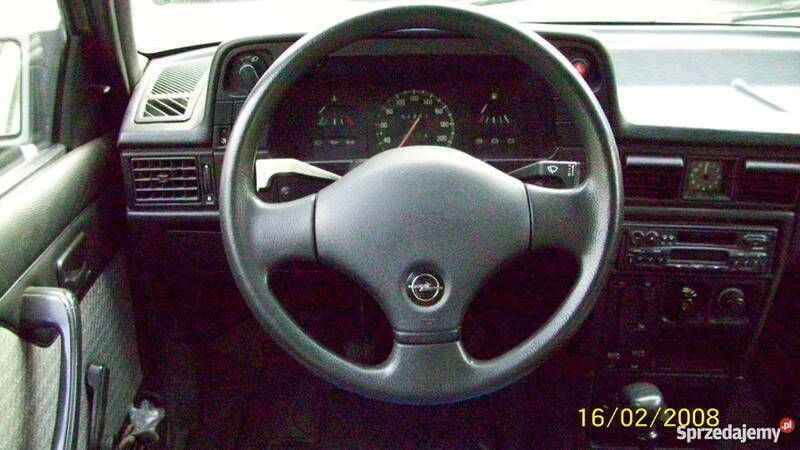 Używany Opel Kadett 1991 Srebrny Kombi