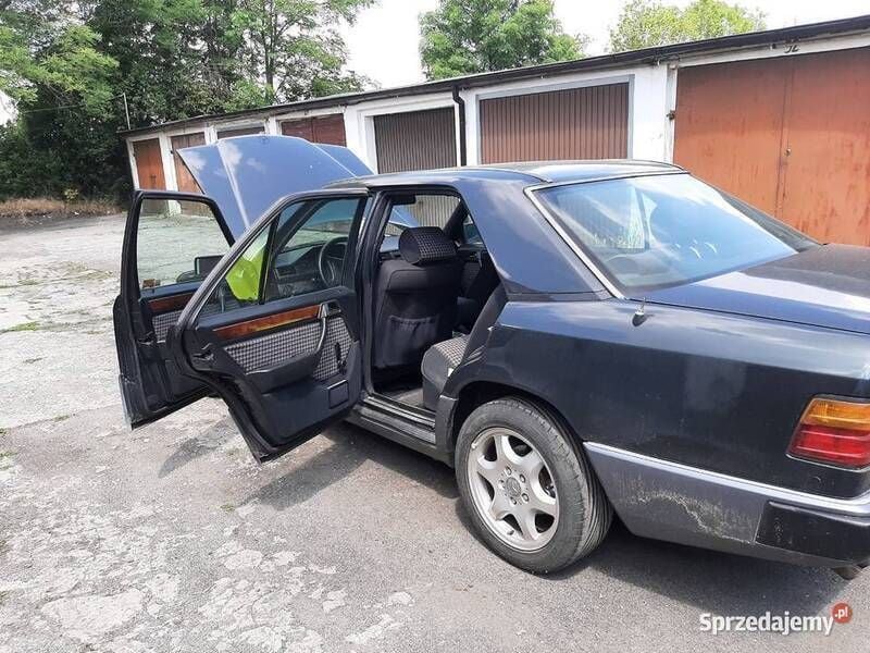 Używany Mercedes 300 1993
