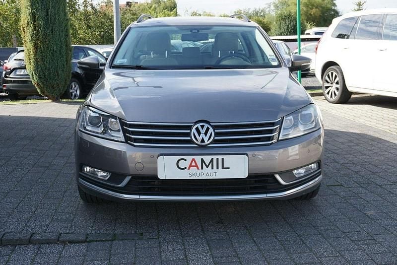 Beżowy Używany 2011 VW Passat Comfortline Kombi | 32 500 zł (Dobra cena) - Obraz 1/2