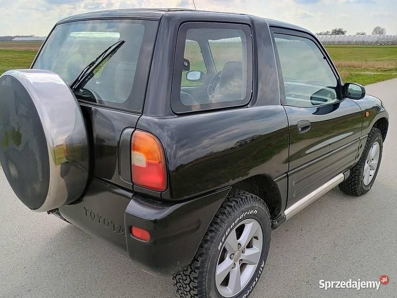 Używany 1996 Toyota RAV4 SUV | 13 700 zł - Obraz 1/4