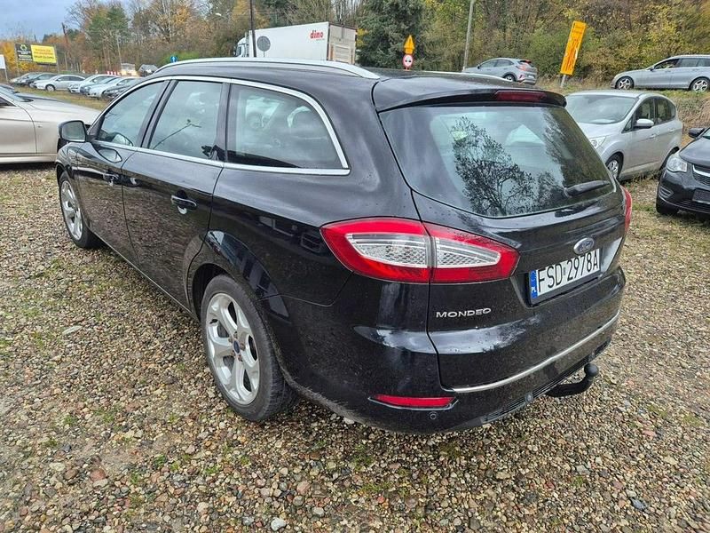 Używany Ford Mondeo 163 KM (119 kW) 2012 Czarny Kombi