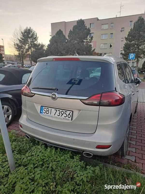 Używany 2012 Opel Zafira | 20 000 zł (Dobra cena) - Obraz 1/4