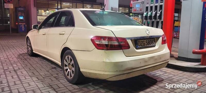 Używany 2012 Mercedes 220 | 25 500 zł - Obraz 1/2