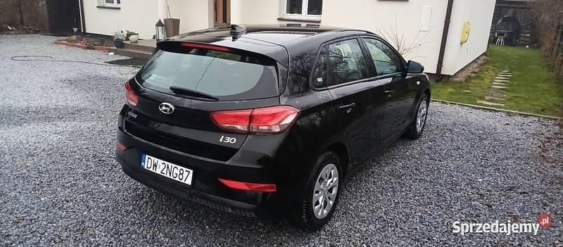 Używany Hyundai i30 Classic 2021 Czarny Hatchback