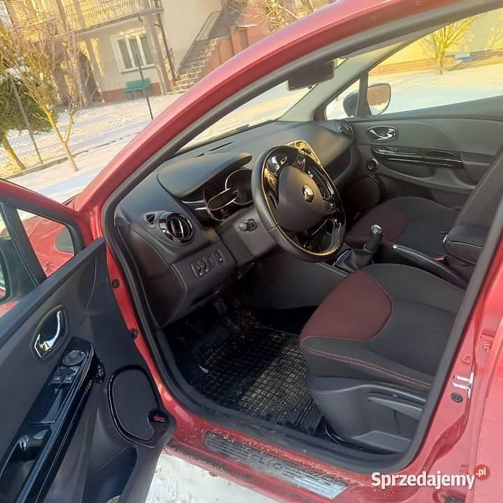Używany Renault Clio IV 2012 Czerwony Hatchback