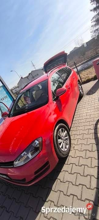 Czerwony Używany 2016 VW Golf VII Kombi | 32 000 zł - Obraz 1/4