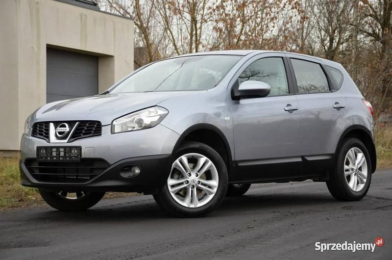 Używany Nissan Qashqai 141 KM (103 kW) 2010 Szary SUV