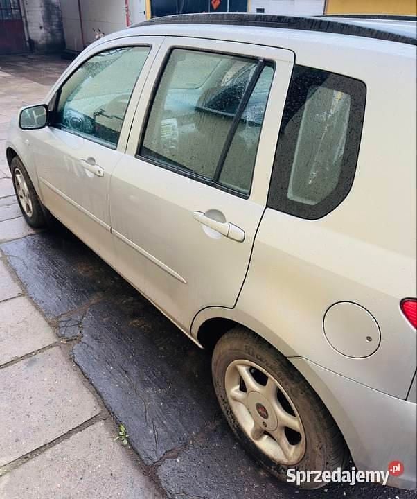 Srebrny Używany 2006 Mazda 2 Hatchback | 7900 zł - Obraz 1/4