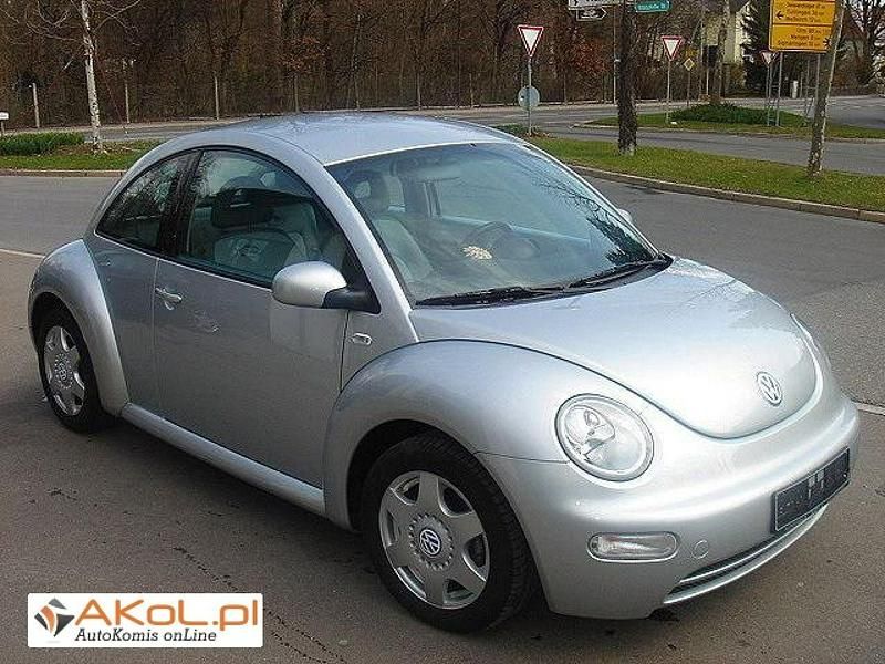 Srebrny Używany 2004 VW Beetle Sedan/Limuzyna | 26 335 zł - Obraz 1/1