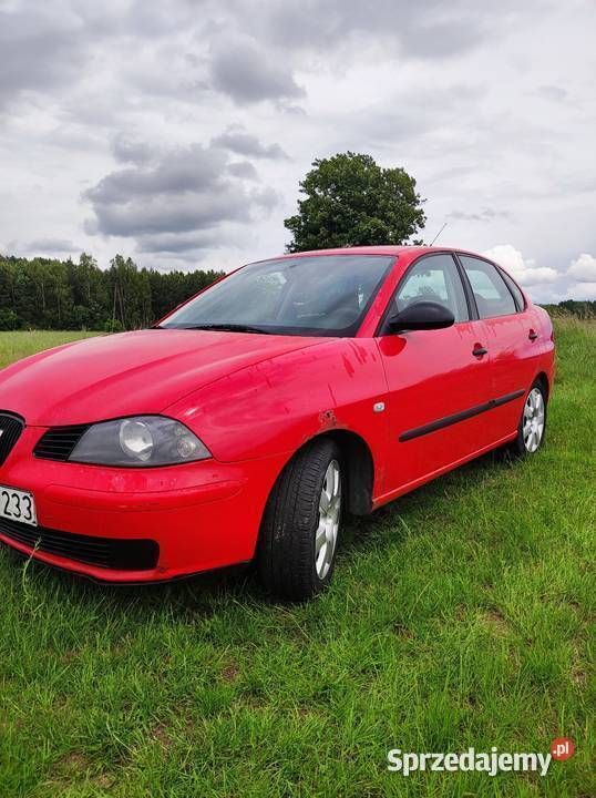 Czerwony Używany 2003 Seat Cordoba Sedan/Limuzyna | 3500 zł (Uczciwa cena) - Obraz 1/4