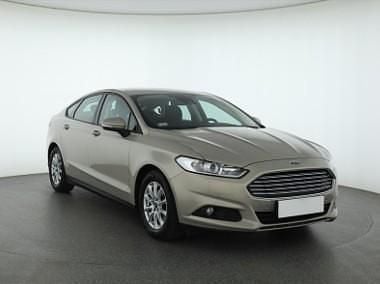 Beżowy Używany 2015 Ford Mondeo Hatchback | 44 999 zł (Uczciwa cena) - Obraz 1/4