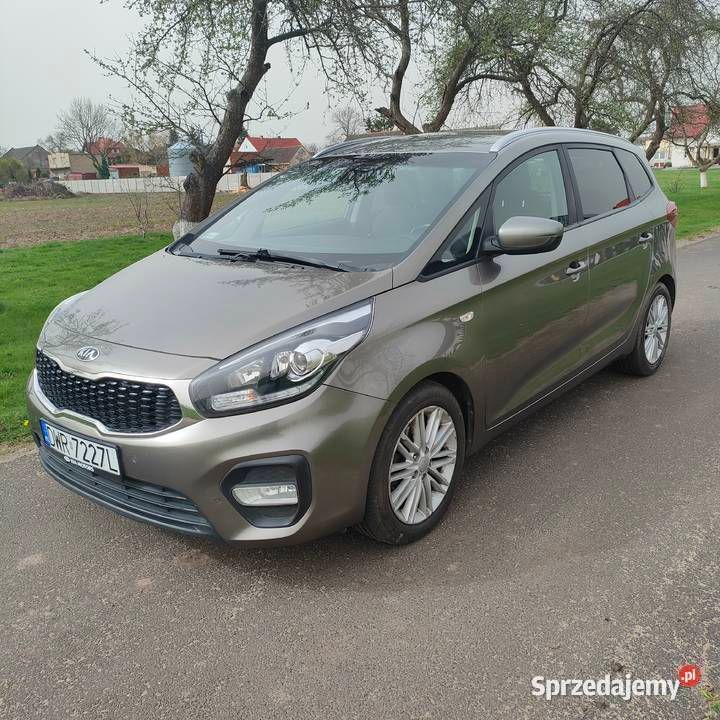Złoty Używany 2018 Kia Carens Minivan | 45 500 zł (Uczciwa cena) - Obraz 1/4