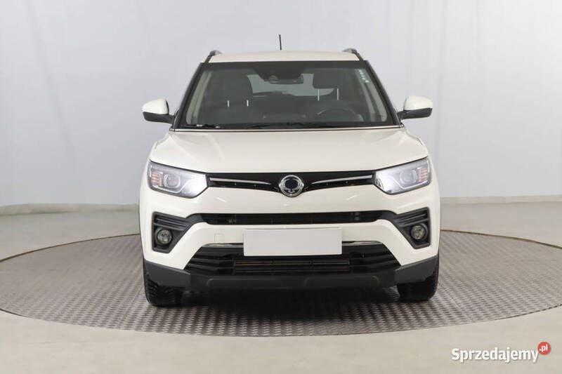 Biały Używany 2021 Ssangyong Tivoli SUV | 73 999 zł (Uczciwa cena) - Obraz 1/4