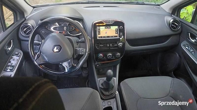 Szary Używany 2012 Renault Clio IV Hatchback | 17 700 zł - Obraz 1/4