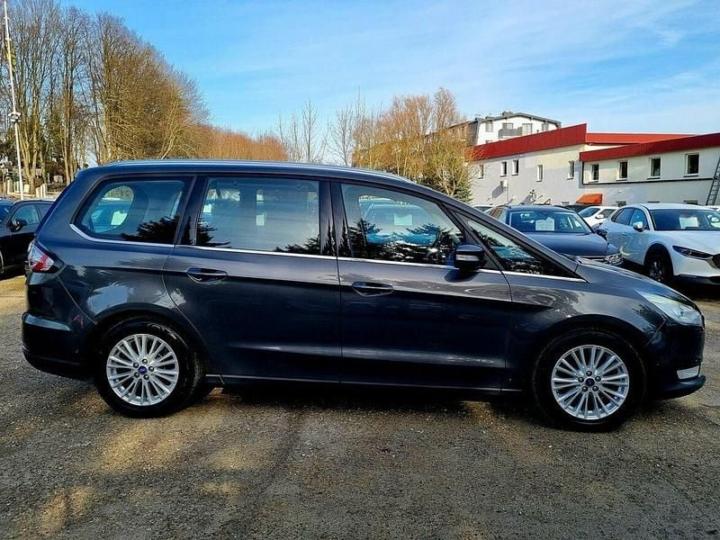 Używany Ford Galaxy 2016 Szary Minivan