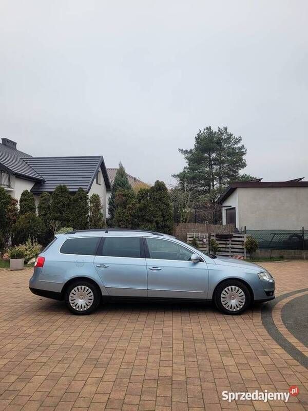 Używany VW Passat 2008 Niebieski Sedan/Limuzyna