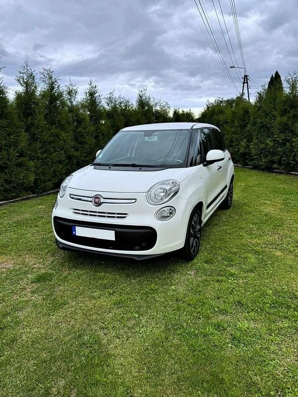 Biały Używany 2018 Fiat 500L Minivan | 30 400 zł (Dobra cena) - Obraz 1/4