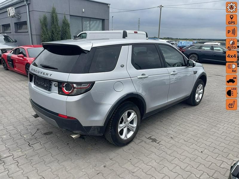 Srebrny (metalik) Używany 2016 Land Rover Discovery Sport SUV | 37 900 zł - Obraz 1/4