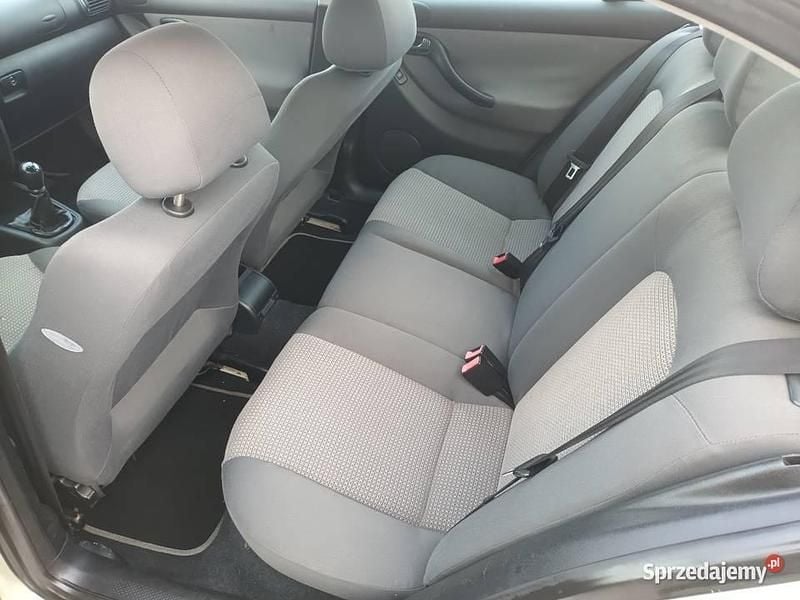Używany Seat Toledo 2003 Sedan/Limuzyna
