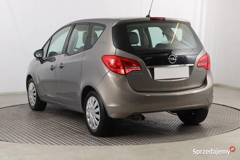 Używany Opel Meriva 2015 Szary Minivan