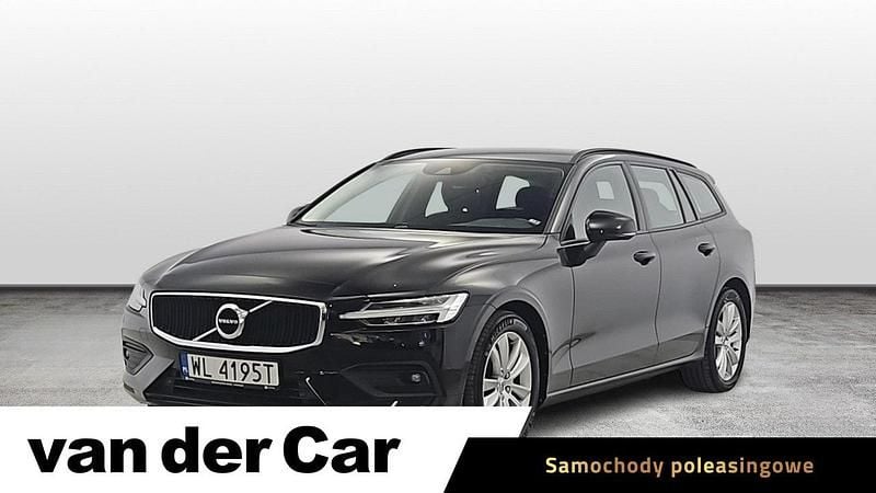 Czarny Używany 2022 Volvo V60 Core Kombi | 109 900 zł (Drogi) - Obraz 1/4