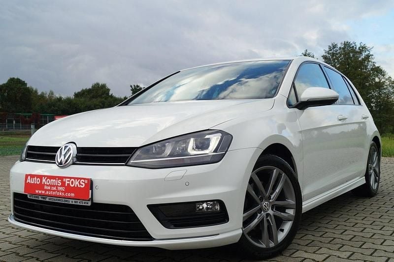 Biały Używany 2015 VW Golf VII Hatchback | 49 900 zł (Uczciwa cena) - Obraz 1/4