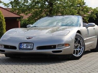 Złoty Używany 2000 Chevrolet Corvette Kabriolet | 98 800 zł - Obraz 1/4