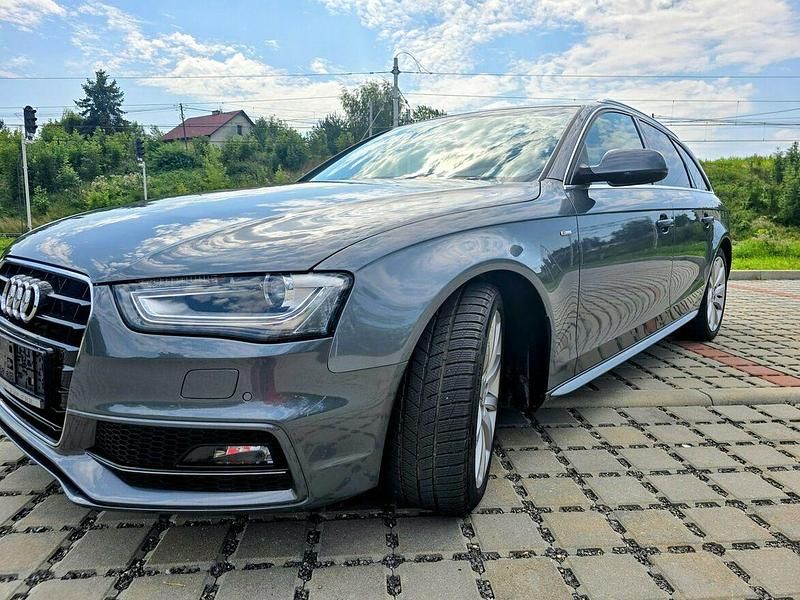 Używany Audi A4 S-Line 245 KM (180 kW) 2015 Szary Kombi